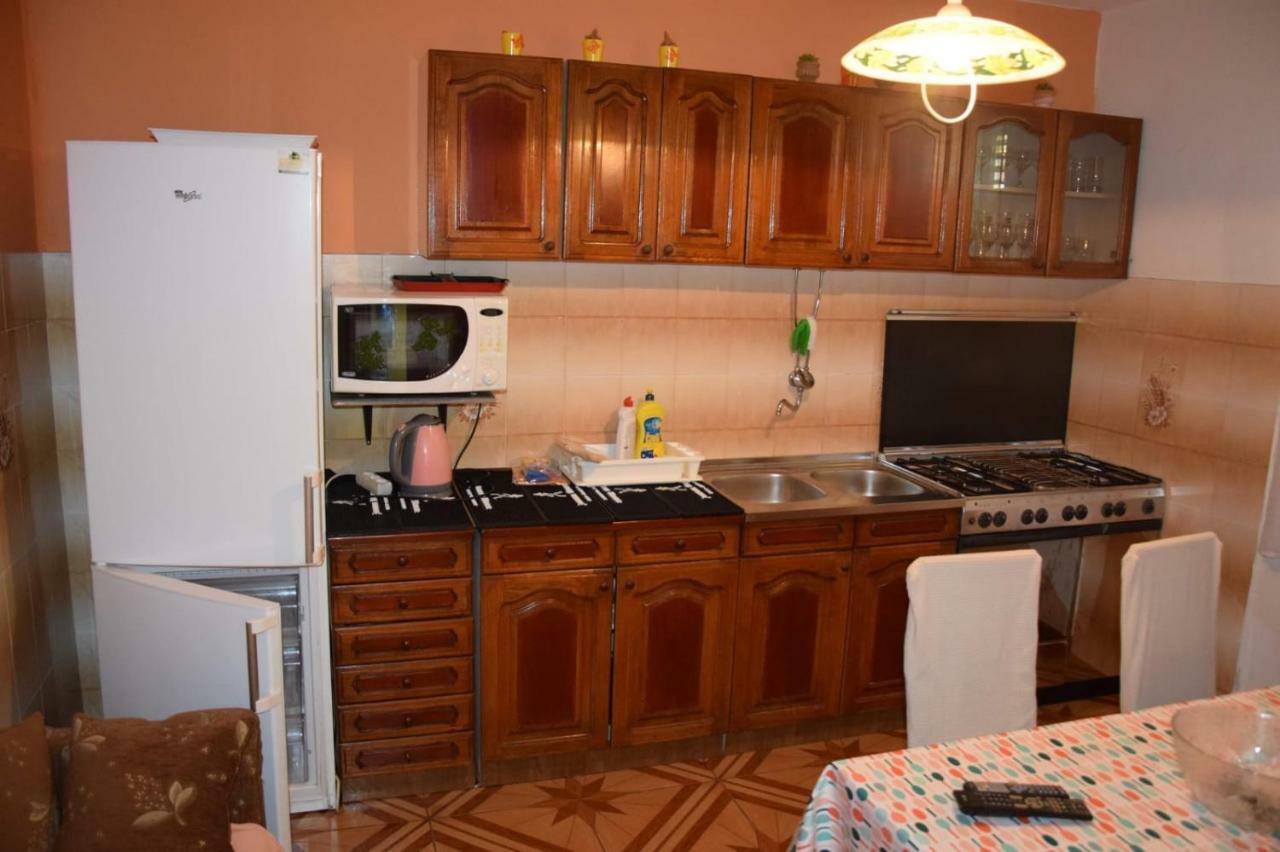 Apartman Linda Baska Voda Luaran gambar